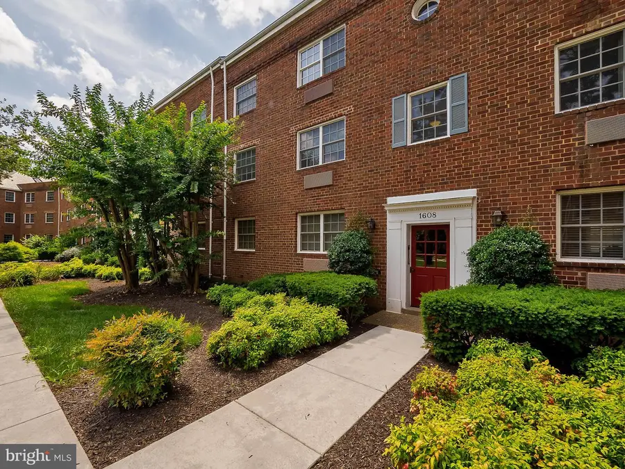 1608 W Abingdon Dr #102, Alexandria, VA 22314 - #2