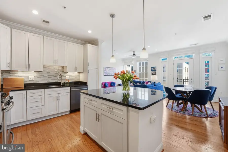 1023 N Royal St #305, Alexandria, VA 22314 - #3