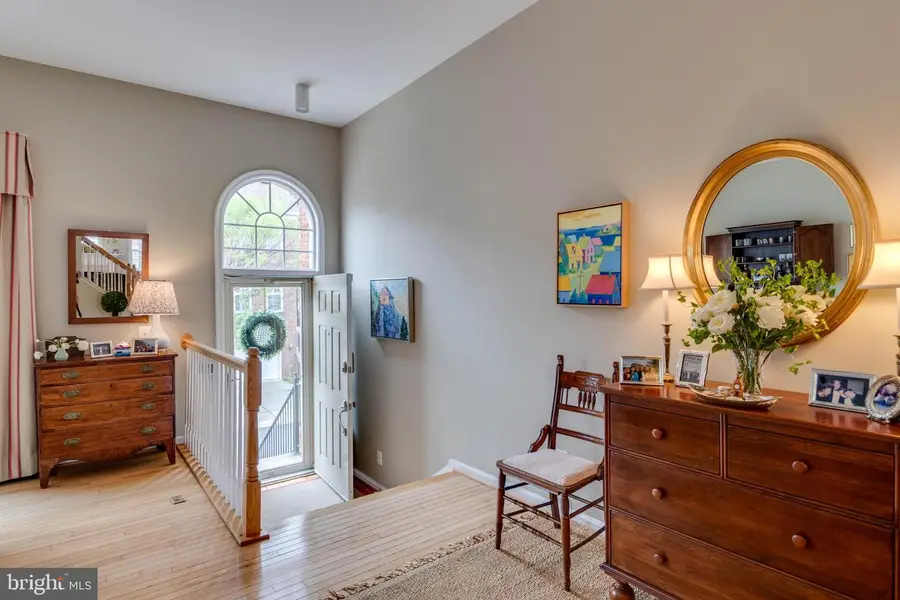 4613 Lambert Pl, Alexandria, VA 22311 - #2