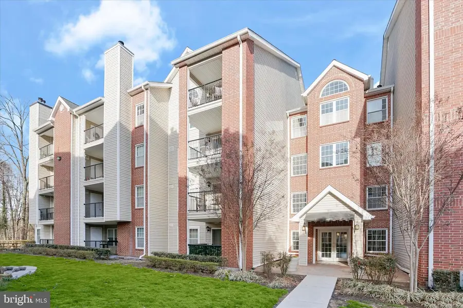 3307 Wyndham Cir #4166, Alexandria, VA 22302 - #2