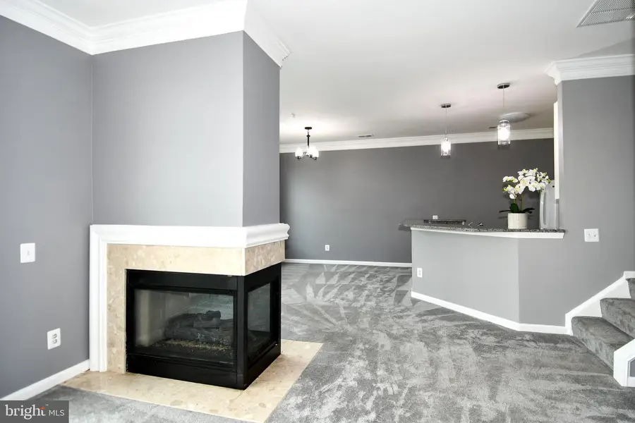 1809 Kenwood Ave #301, Alexandria, VA 22302 - #3