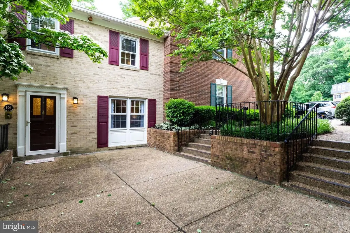 603 N Armistead St, Alexandria, VA 22312 - #1