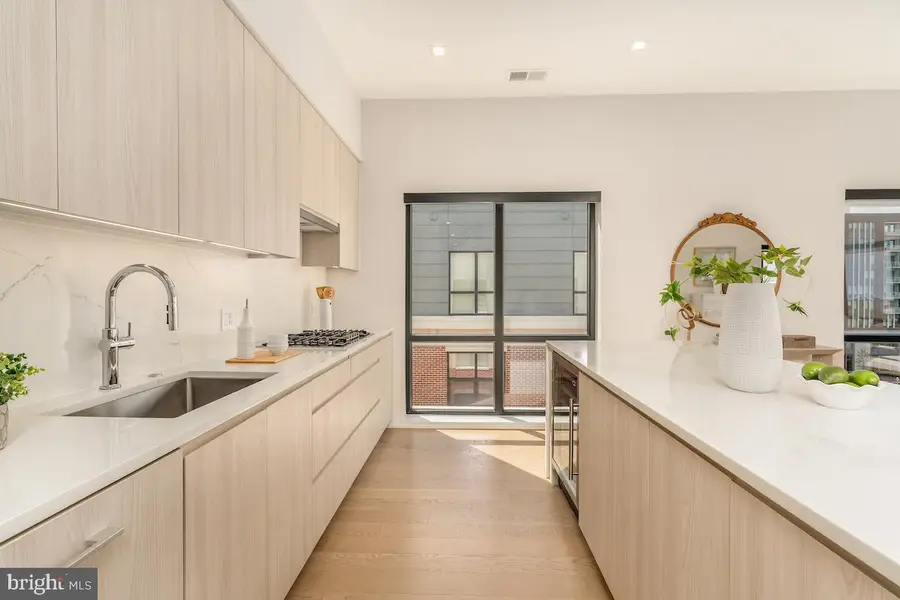 737 Swann Ave #602, Alexandria, VA 22301 - #3