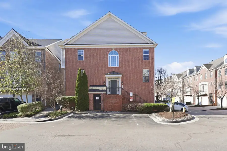 529 Triadelphia Way, Alexandria, VA 22312 - #2