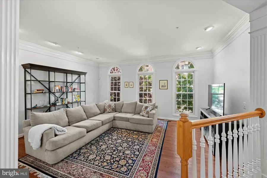 272 Murtha St, Alexandria, VA 22304 - #2