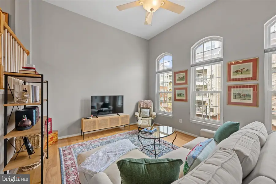 5115 Donovan Dr, Alexandria, VA 22304 - #2