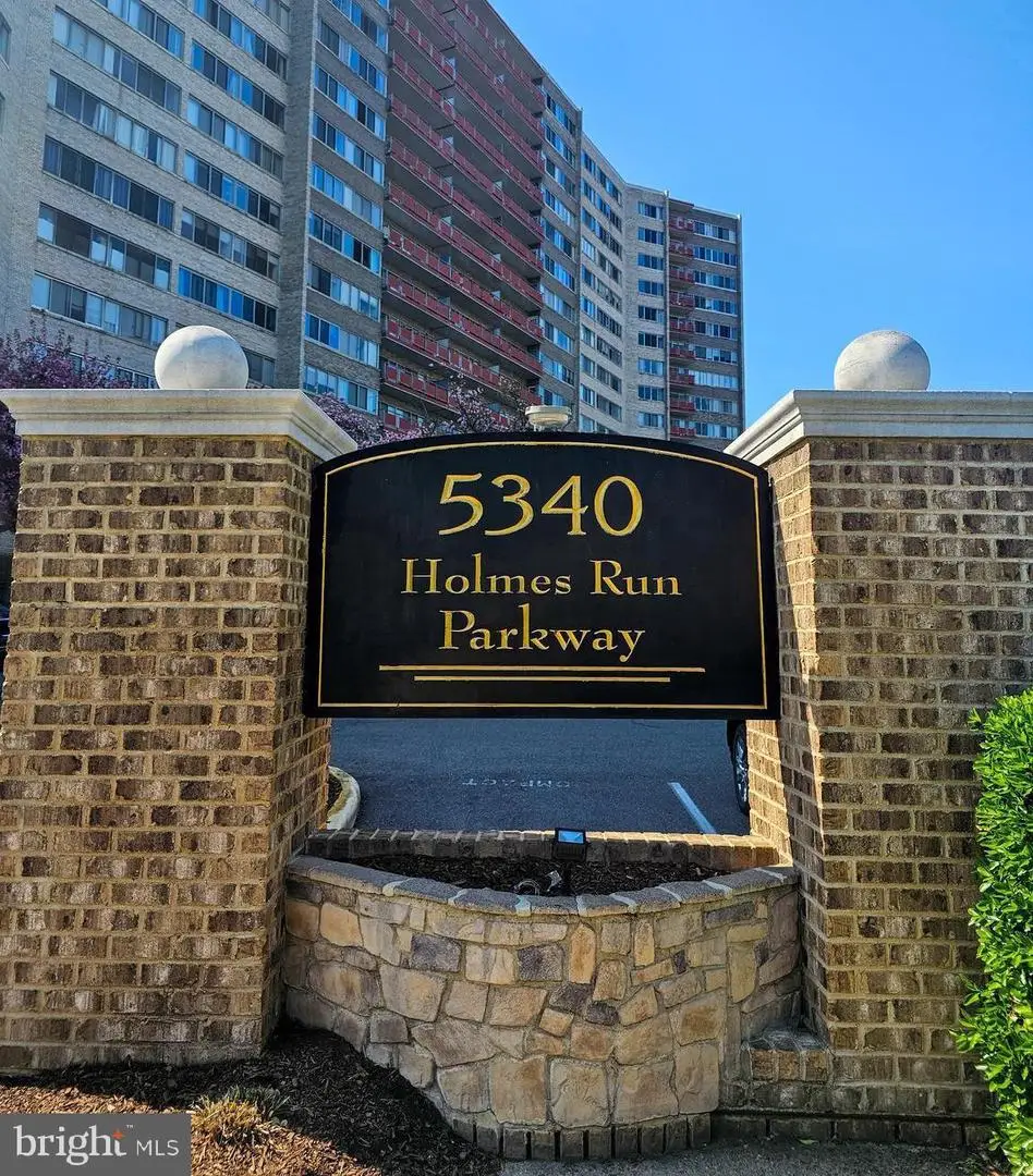 5340 Holmes Run Pkwy #919, Alexandria, VA 22304 - #1