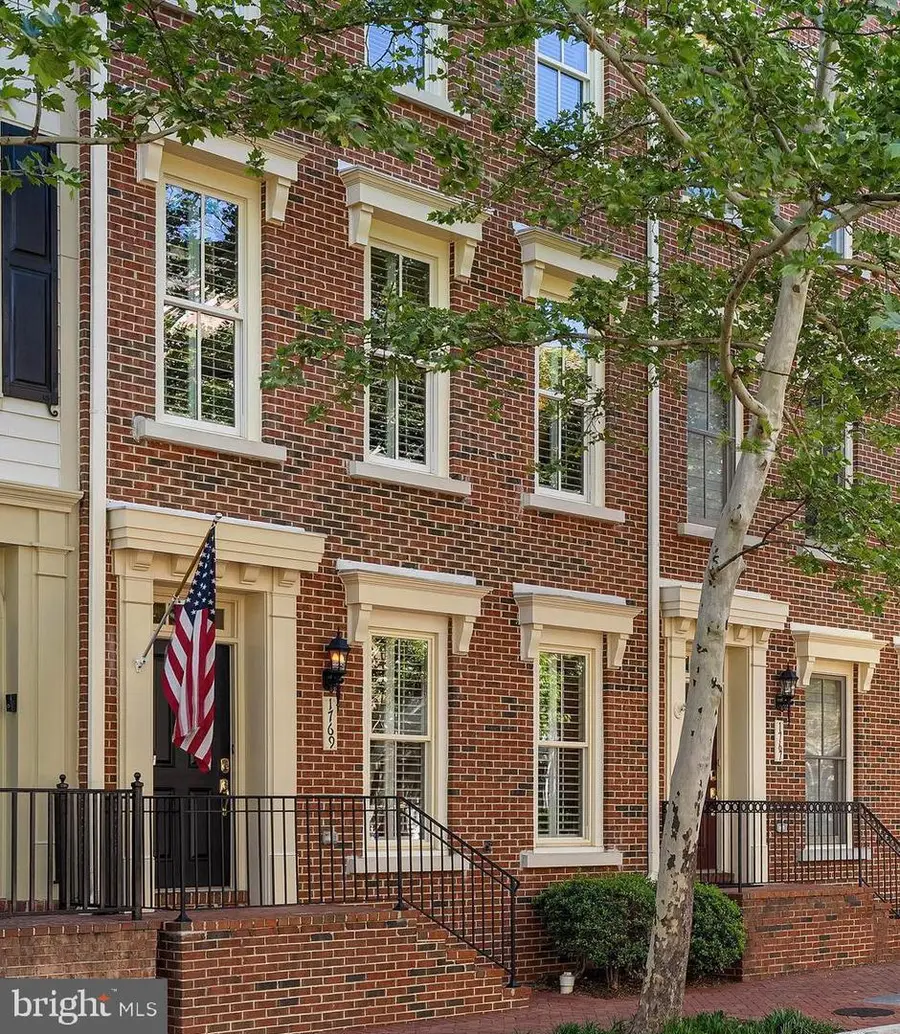 1769 Potomac Greens Dr, Alexandria, VA 22314 - #2