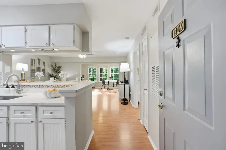 3313 Wyndham Cir #1209, Alexandria, VA 22302 - #2