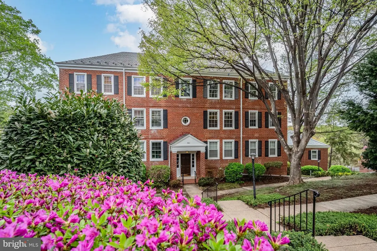 2911 S Dinwiddie St #c2, Arlington, VA 22206 - #1