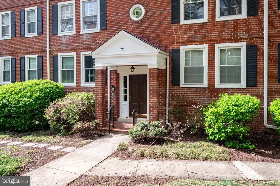 2911 S Dinwiddie St #c2, Arlington, VA 22206 - #3