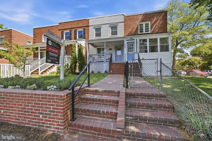 236 Wesmond Dr, Alexandria, VA 22305 - #2