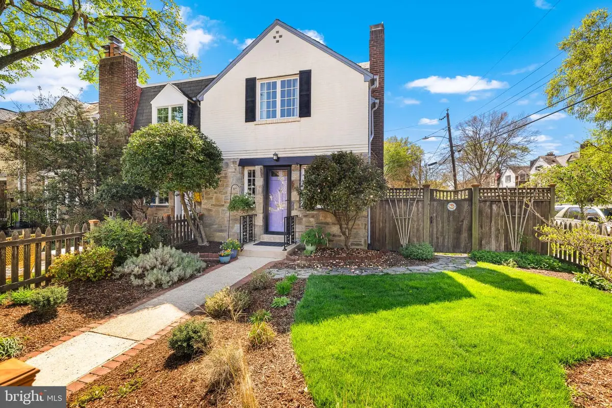 700 Chetworth Pl, Alexandria, VA 22314 - #1