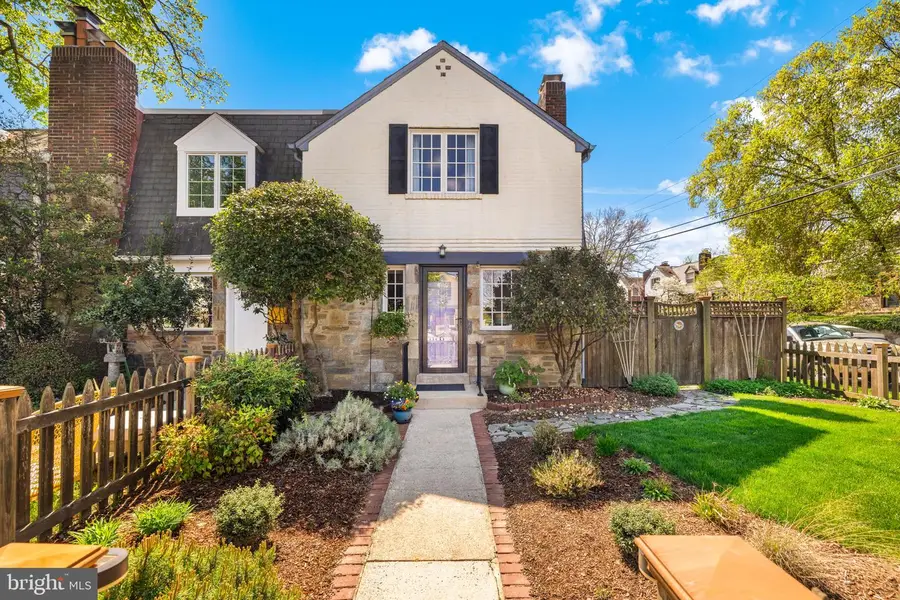 700 Chetworth Pl, Alexandria, VA 22314 - #3