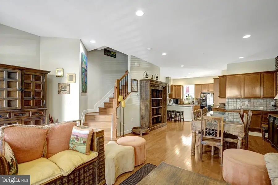 713 E Custis Ave, Alexandria, VA 22301 - #3
