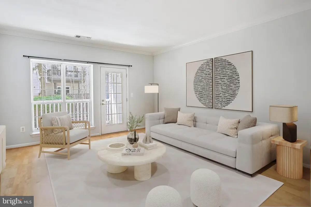 4560 Strutfield Ln #1212, Alexandria, VA 22311 - #1