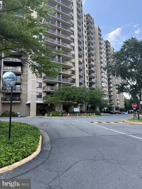 203 Yoakum Pkwy #1004, Alexandria, VA 22304 - #1