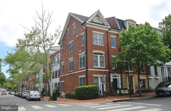 400 Oronoco St, ALEXANDRIA, VA 22314