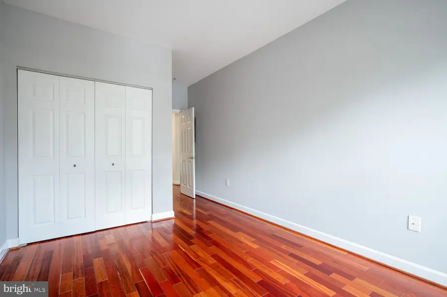 275 S Pickett St #201, Alexandria, VA 22304 - #2