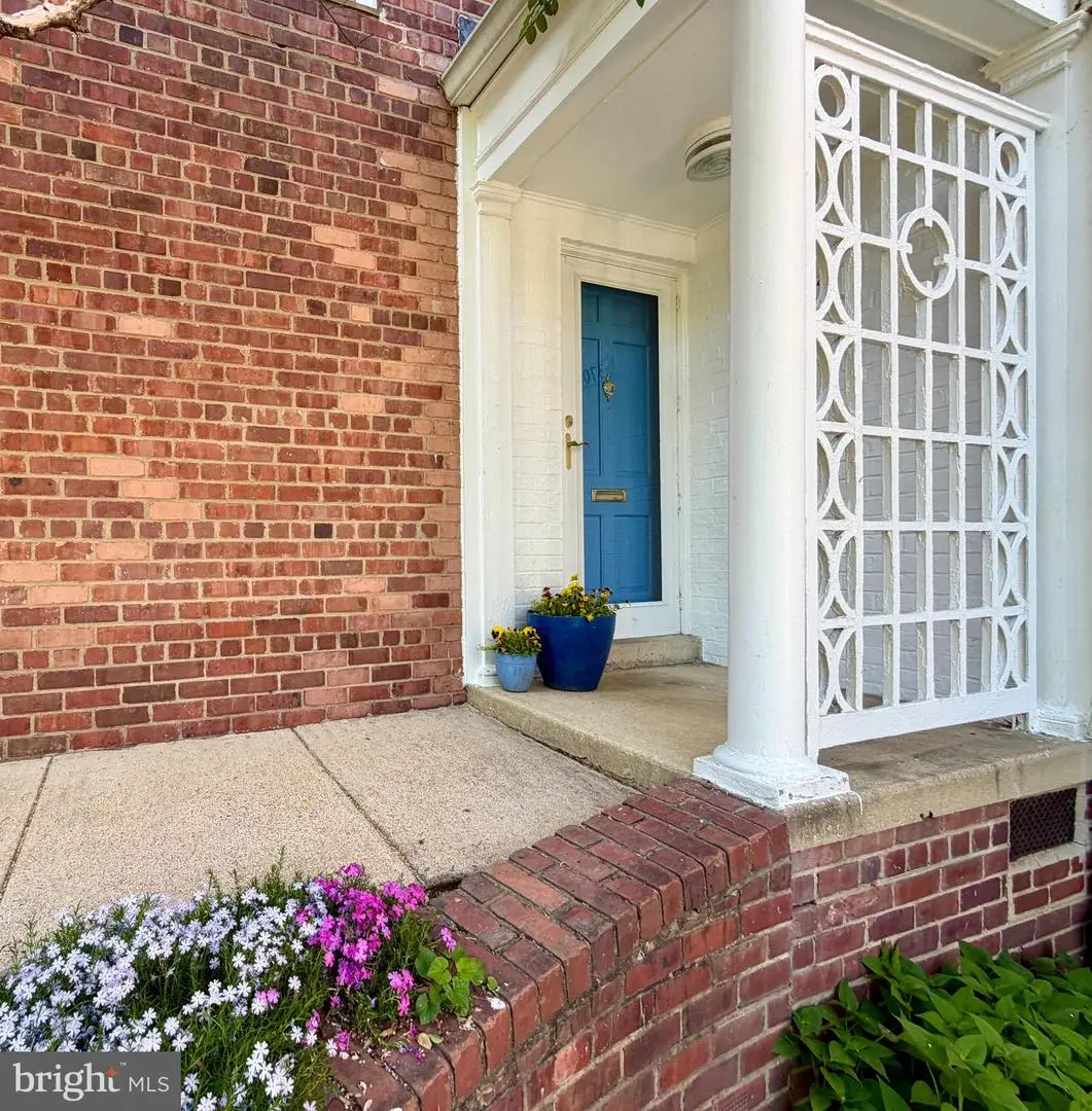 3702 Valley Dr #516-37, Alexandria, VA 22302 - #1