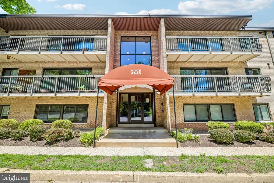 3220 S 28th St #304, Alexandria, VA 22302 - #2