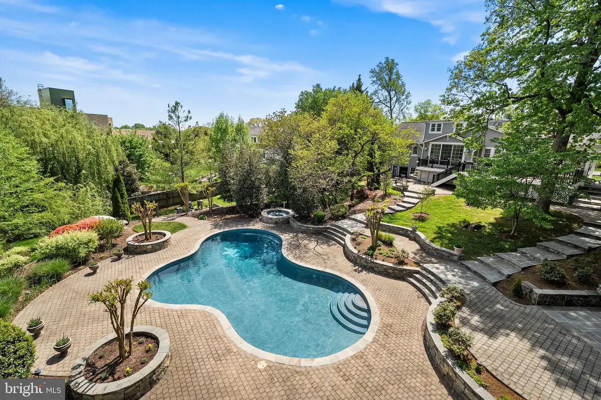 1211 Janneys Ln, Alexandria, VA 22302 - #1