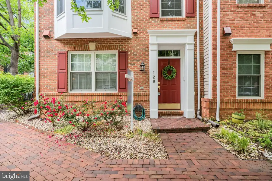 120 Martin Ln, Alexandria, VA 22304 - #3