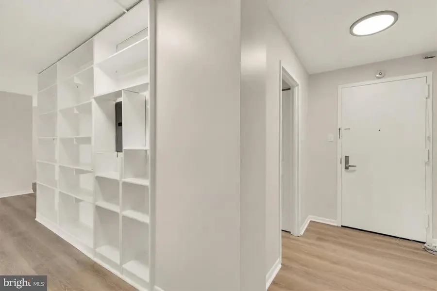 200 N Pickett St #1010, Alexandria, VA 22304 - #3