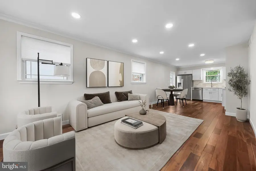 28 S Floyd St, Alexandria, VA 22304 - #2