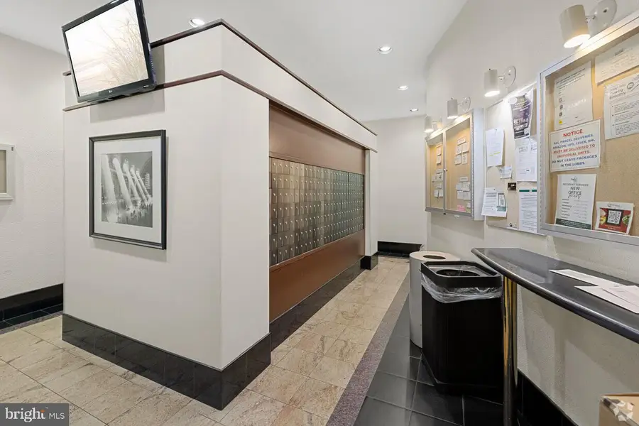 307 Yoakum Pkwy #920, Alexandria, VA 22304 - #3