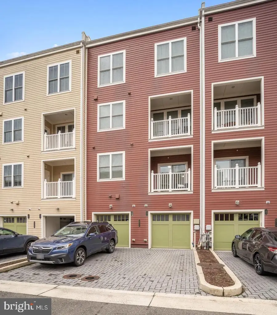 2311 Richmond Hwy #102, Alexandria, VA 22301 - #2