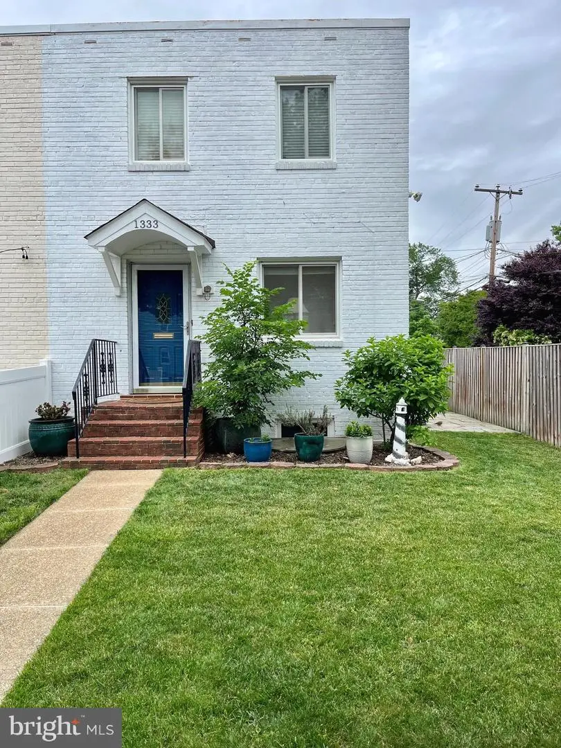 1333 Oronoco St, Alexandria, VA 22314 - #1