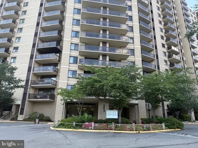 203 Yoakum Pkwy #711, Alexandria, VA 22304 - #1