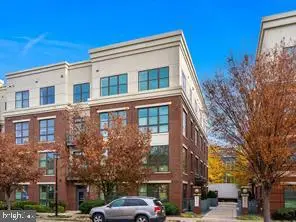 815 N Patrick St #202, Alexandria, VA 22314 - #1