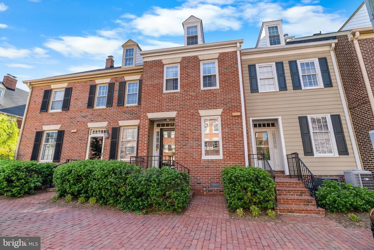 633 S Columbus St, Alexandria, VA 22314 - #1