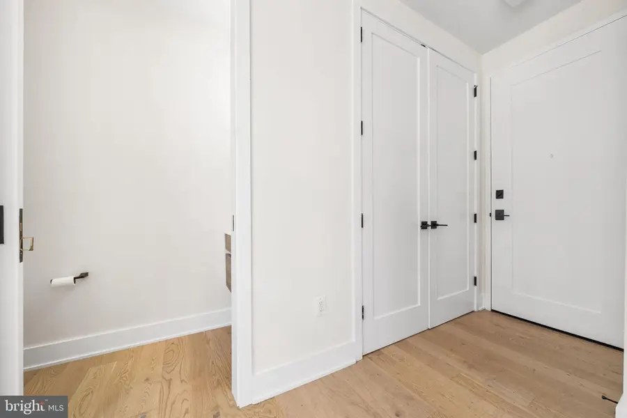 521 N Washington St #101, Alexandria, VA 22314 - #3