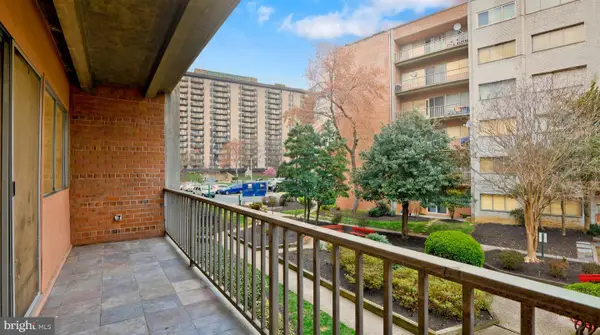 5851 Quantrell Ave #109, ALEXANDRIA, VA 22312