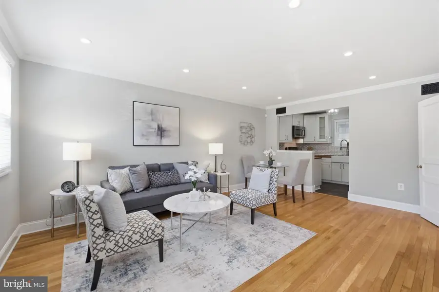 29 Mount Vernon Ave, Alexandria, VA 22301 - #3