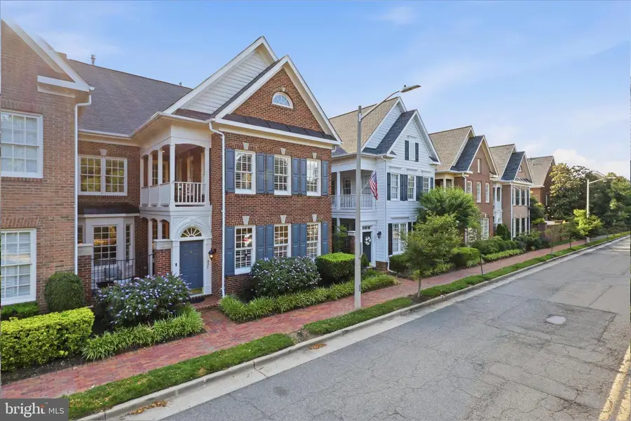 407 S Henry St, Alexandria, VA 22314 - #2