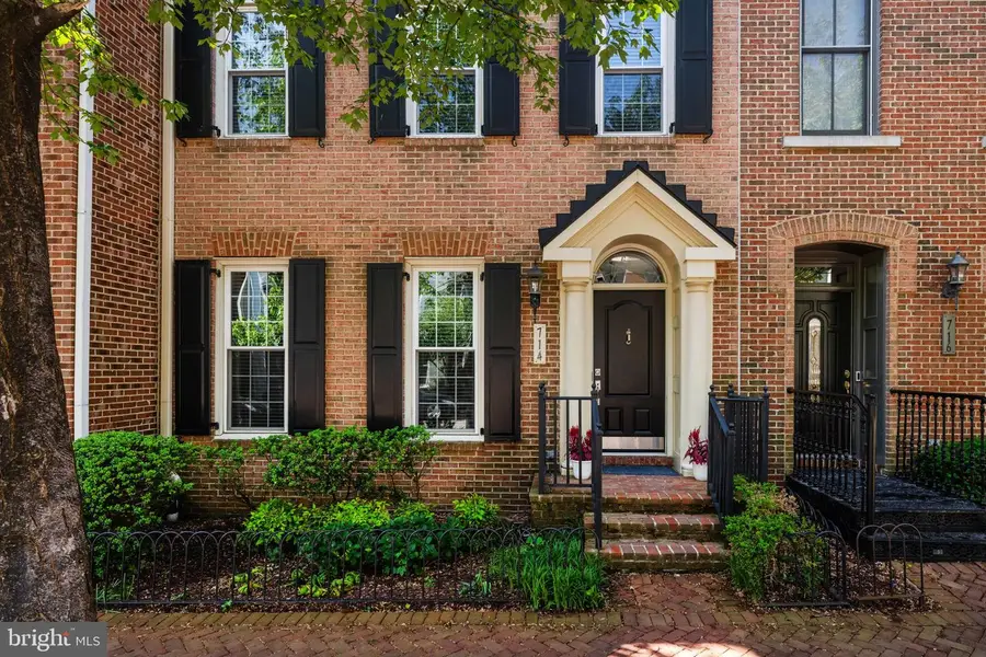 714 Day Ln, Alexandria, VA 22314 - #3