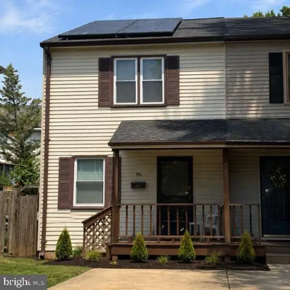 9 Leadbeater St #1/2, Alexandria, VA 22305 - #1