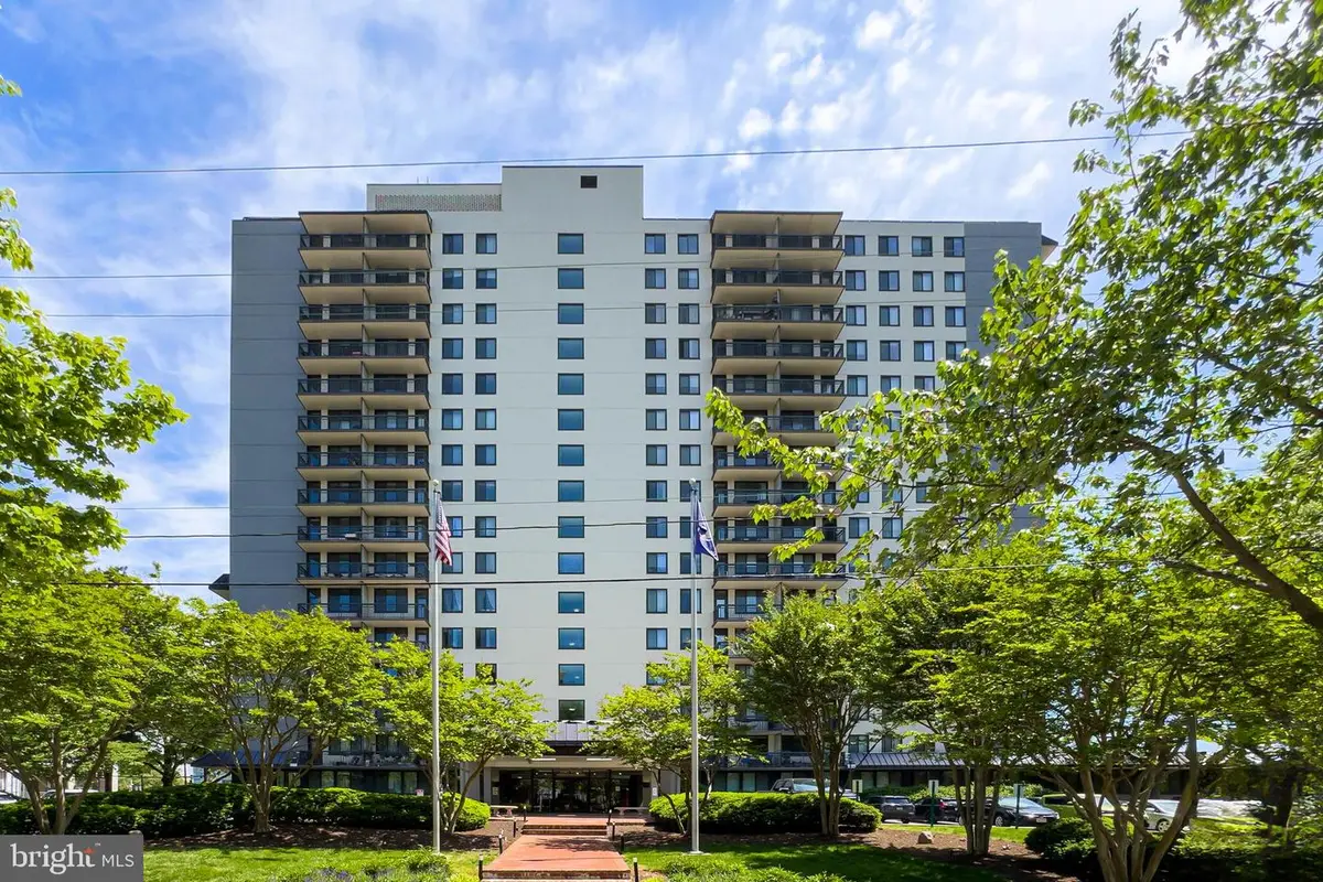 801 N Pitt St N #610, Alexandria, VA 22314 - #1