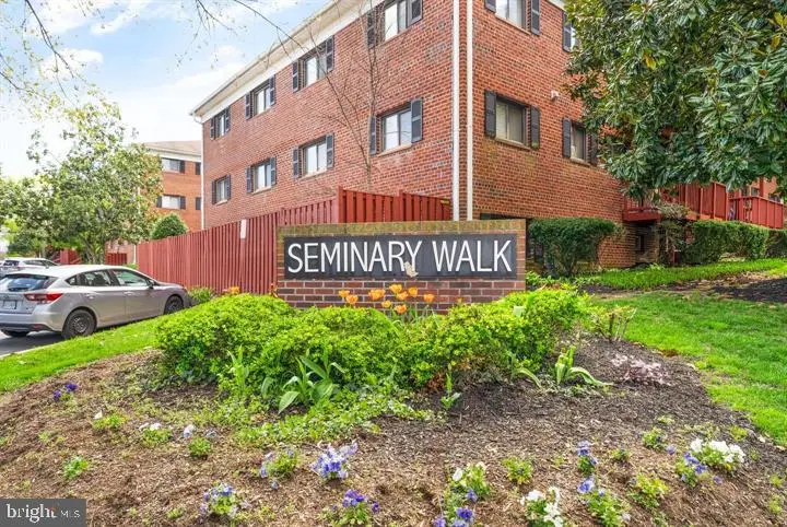 49 Skyhill Rd #204, Alexandria, VA 22314 - #1