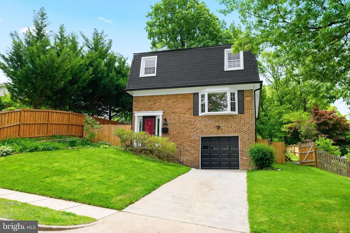 250 Aspen St, Alexandria, VA 22305 - #1