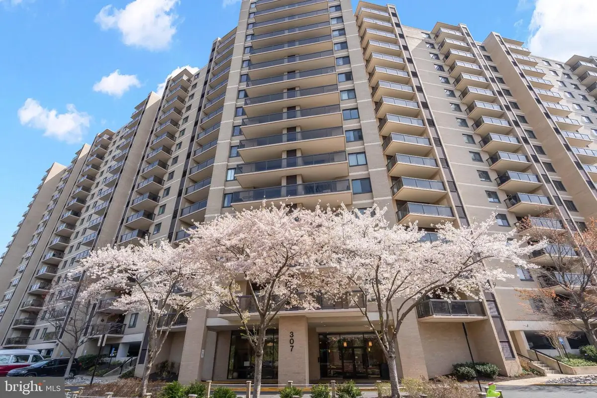 307 Yoakum Pkwy #1722, Alexandria, VA 22304 - #1