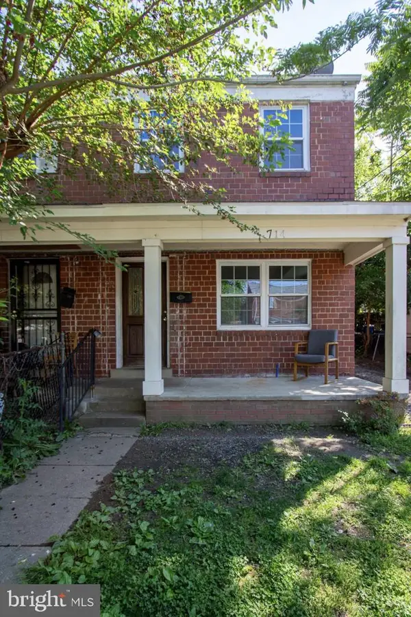 714 Four Mile Rd, ALEXANDRIA, VA 22305