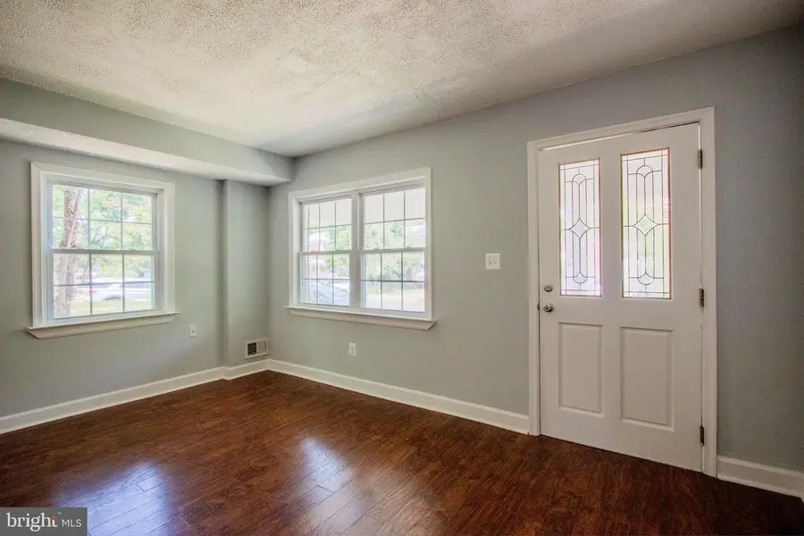 714 Four Mile Rd, Alexandria, VA 22305 - #3