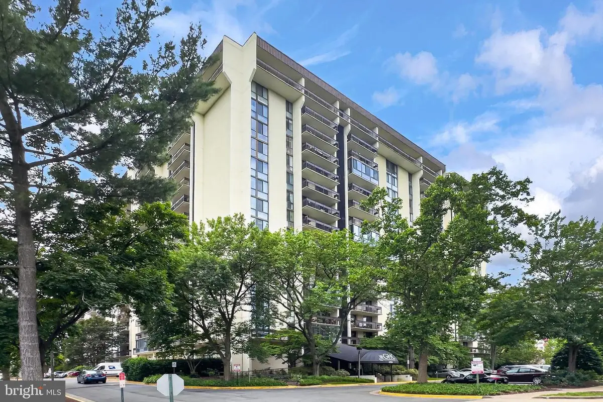 5300 Holmes Run Pkwy #906, Alexandria, VA 22304 - #1