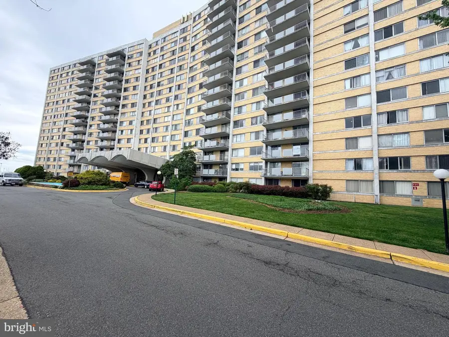 301 N Beauregard St #1202, Alexandria, VA 22312 - #2