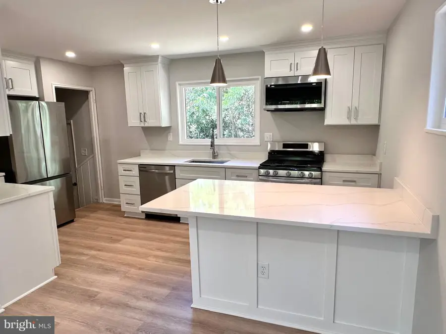 322 N Gordon St, Alexandria, VA 22304 - #2